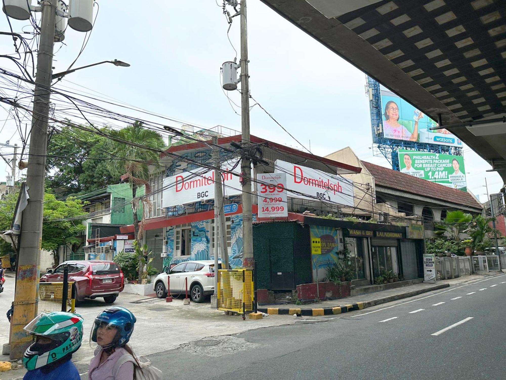 Hotel Dormitelsph Bgc Makati City Exterior foto