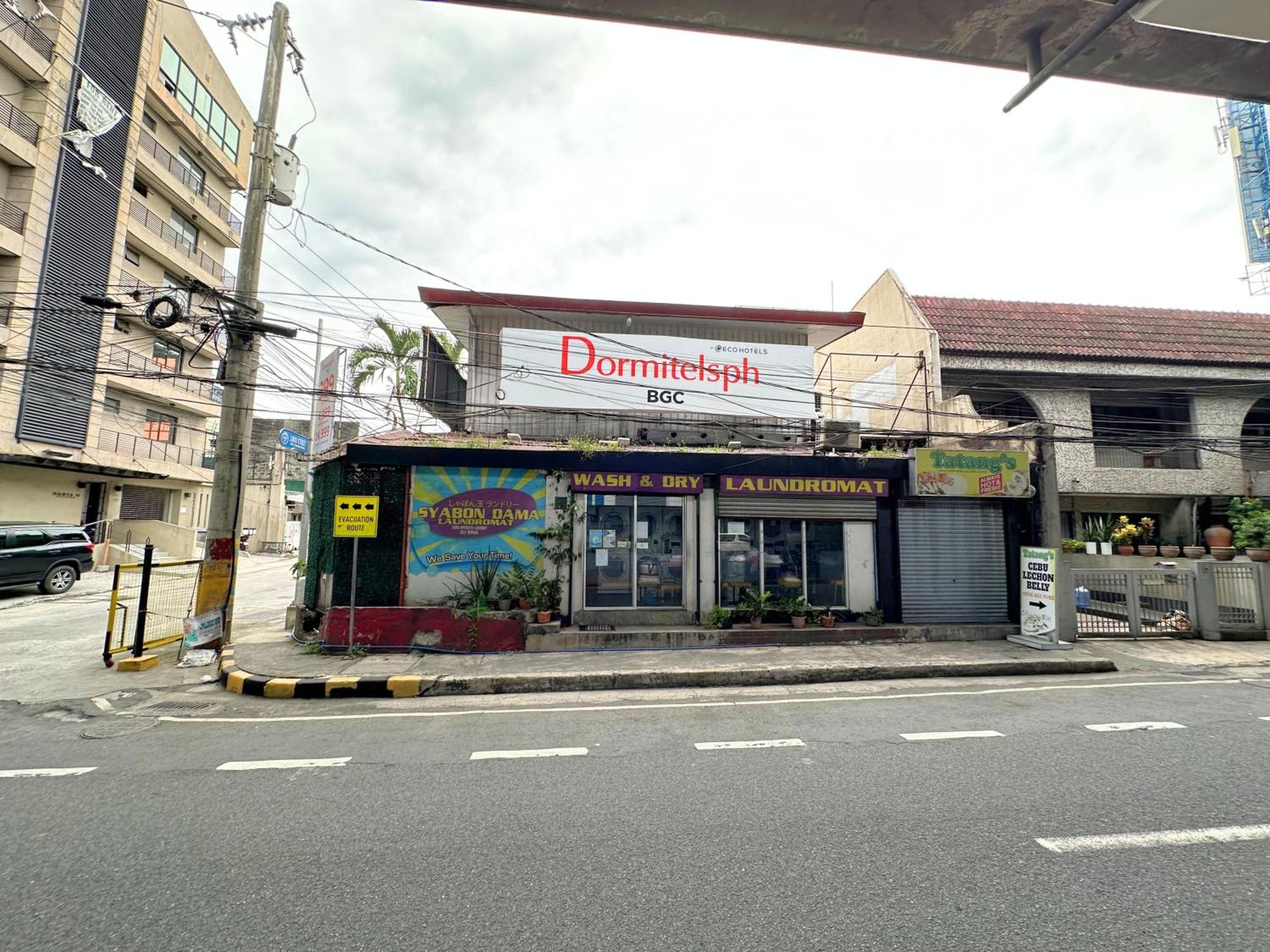 Hotel Dormitelsph Bgc Makati City Exterior foto