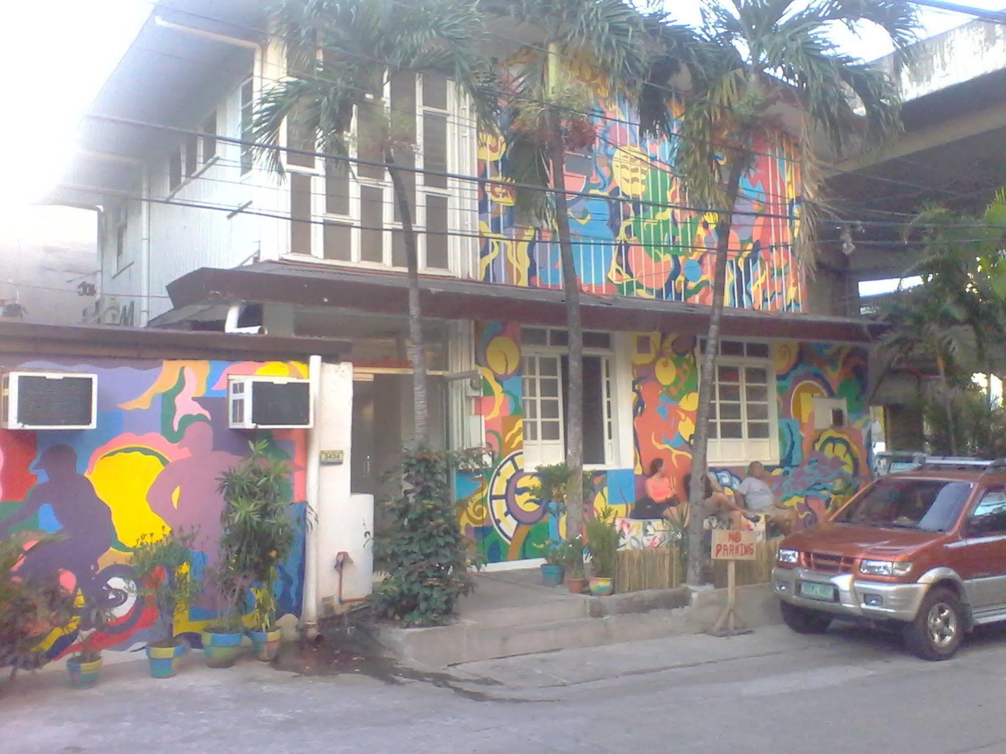 Hotel Dormitelsph Bgc Makati City Exterior foto